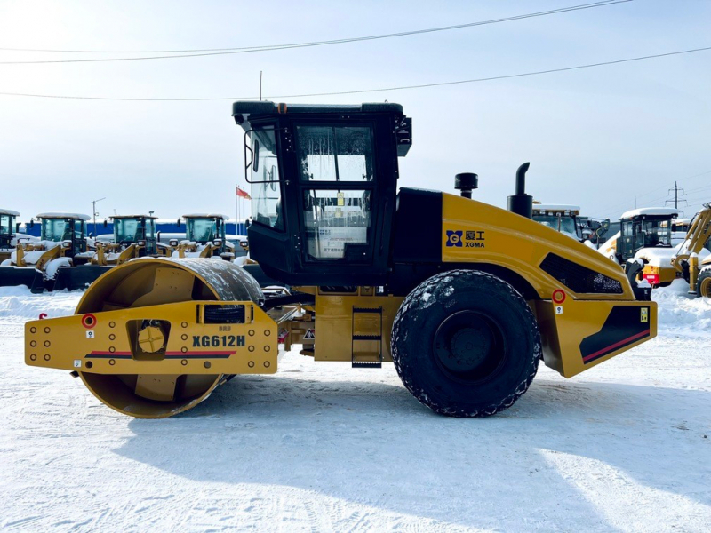 Грунтовый каток XG612H (12000kg , АС, отопитель) HV Market