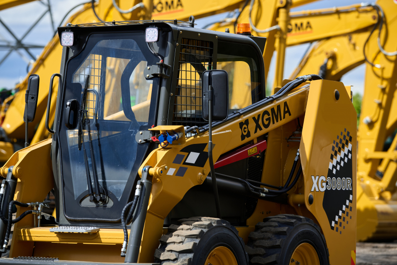Мини-погрузчик XG3080R (Xinchai, Joystick, A/C, Heater, 3rd pipeline) HV Market