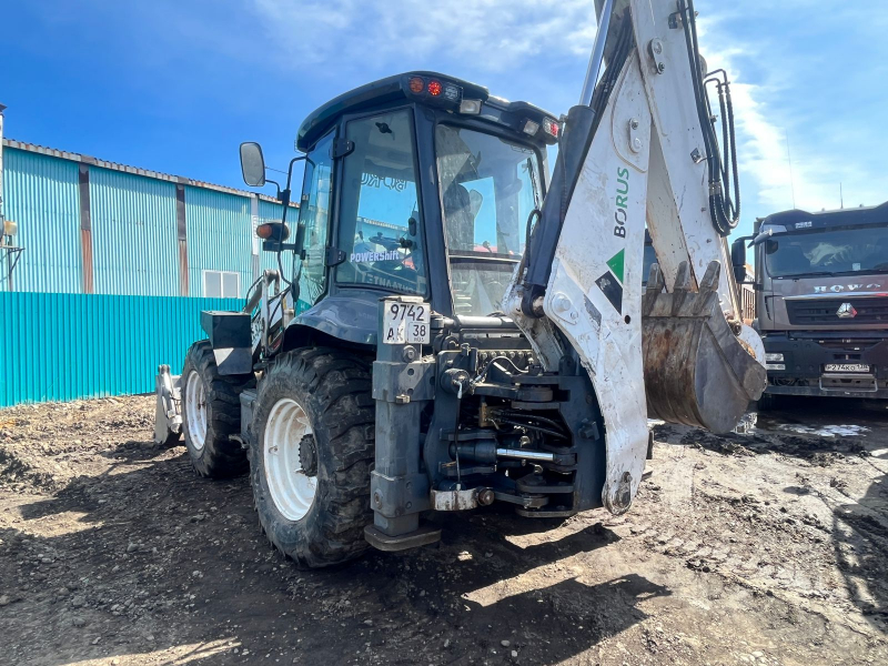 Borus BR-825 Экскаватор-погрузчик HV Market