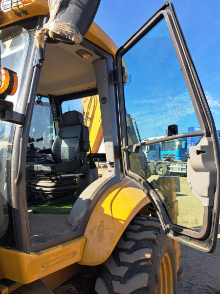 SHANMON 388 Экскаватор-погрузчик HV Market