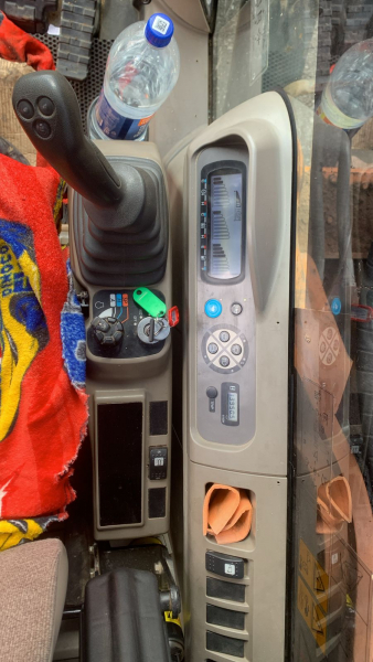 Case CX240 Экскаватор HV Market
