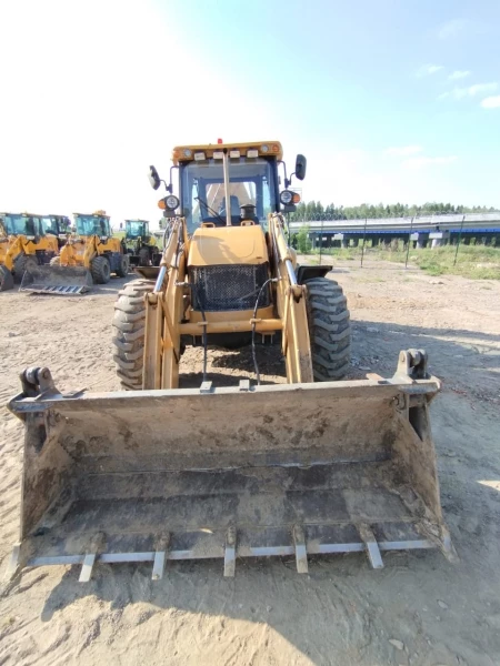 REDSTAR T28* Экскаватор-погрузчик HV Market