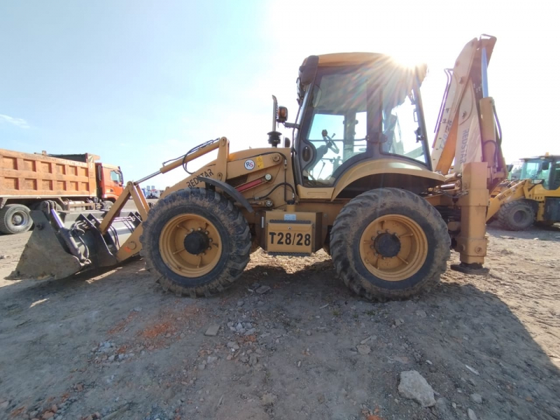 REDSTAR T28* Экскаватор-погрузчик HV Market