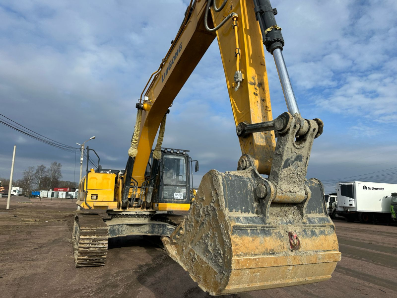 LiuGong CLG933 Экскаватор HV Market