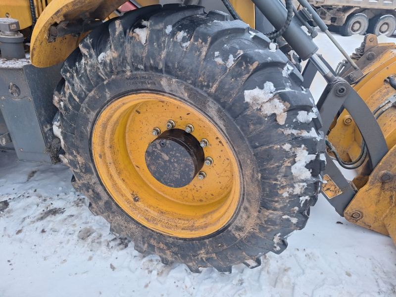 XCMG XC8* Экскаватор-погрузчик HV Market