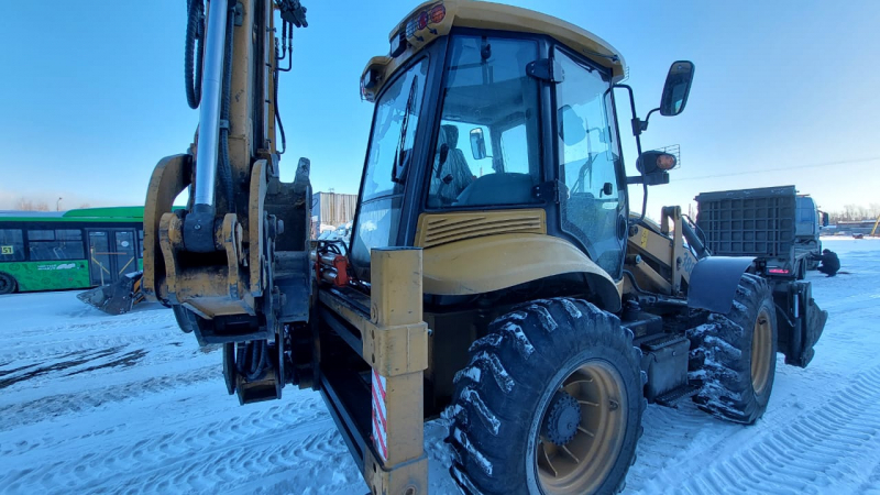 SHANMON 388 Экскаватор-погрузчик HV Market