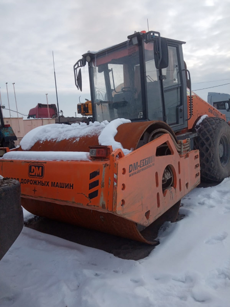 Завод дорожных машин DM-617 Каток_не актуально HV Market