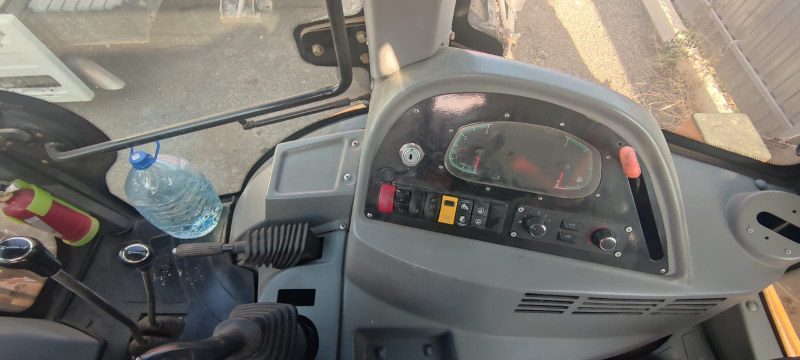 KYLOTON YJ280 Экскаватор-погрузчик HV Market