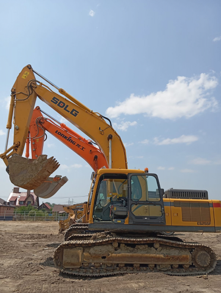 SDLG E6255 Экскаватор HV Market