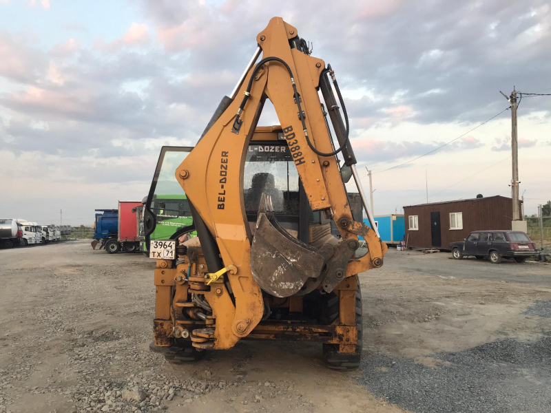 BEL-DOZER BD* Экскаватор-погрузчик HV Market
