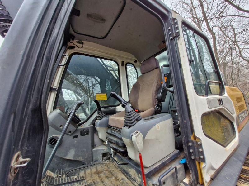 Zauberg E370* Экскаватор HV Market
