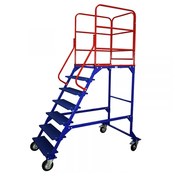 Лестница передвижная, шесть ступеней и один марш ЛР 6.1 (675х1615х2330) без колес HV Market