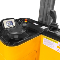Штабелер самоходный с кабиной CDD15C (1500 кг, 5,6 м, li-ion 25,6В / 300Ач, PV, EPS) SMARTLIFT (SMART) HV Market