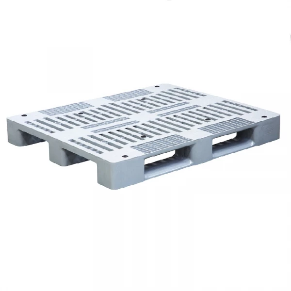 Поддон пластиковый IR 1210 P (п/э, 5000 кг, 1200x1000х150 мм, перфорированный, на 3-х полозьях, серый) HV Market