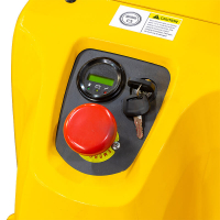 Штабелер электрический самоходный CDDR15-III (1500 кг, 5,6 м, 24В / 210Ач) SMARTLIFT (SMART) HV Market