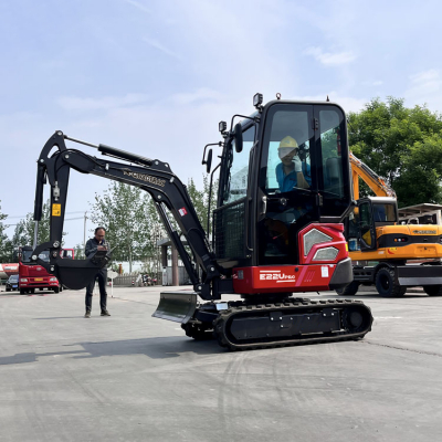 Мини-экскаватор QUADTRAC E22U PRO (2.2т, кабина, A/C, квикаплер, бур, 3 ковша, кондиционер) HV Market