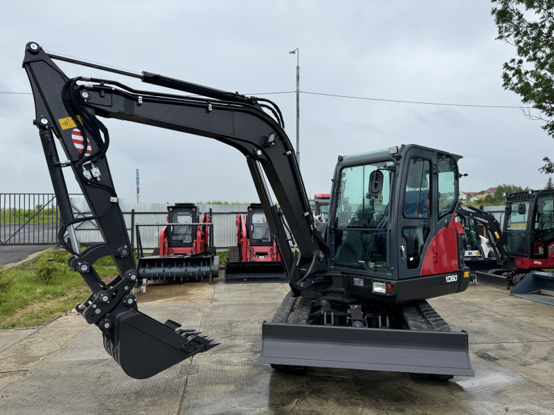 Мини-экскаватор QUADTRAC EX60 (6 т, кабина, А/С, квикаплер, поворотная стрела)