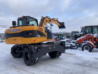 Мини-экскаватор QUADTRAC E130WH (12т, кабина, квикаплер, Желтый 2023 год) HV Market