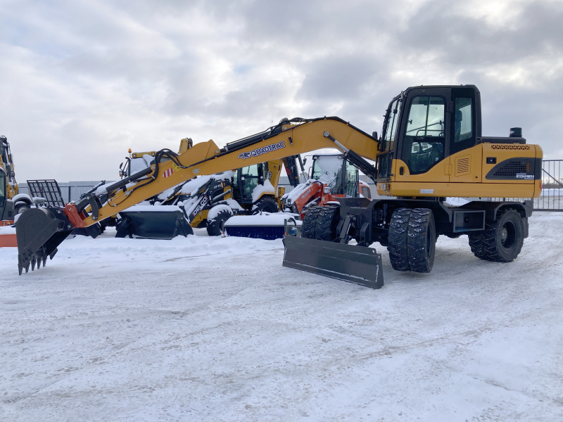 Мини-экскаватор QUADTRAC E130WH (12т, кабина, квикаплер, Желтый 2023 год) HV Market