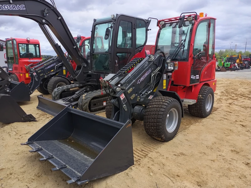 Мини-погрузчик QUADTRAC WL40T (800 кг, телескопическая стрела 3800 мм) HV Market