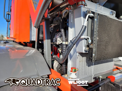 Мини-погрузчик QUADTRAC WL100T (2500 кг, 5000 мм)