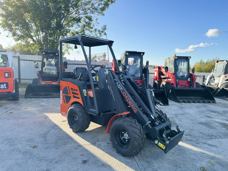 Мини-погрузчик CASTLOADERS 825D ИТАЛИЯ HV Market