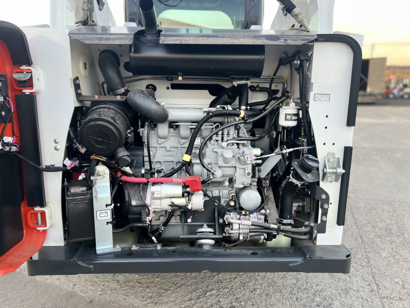 Мини-погрузчик BOBCAT S530 (Г/п 860 кг) HV Market