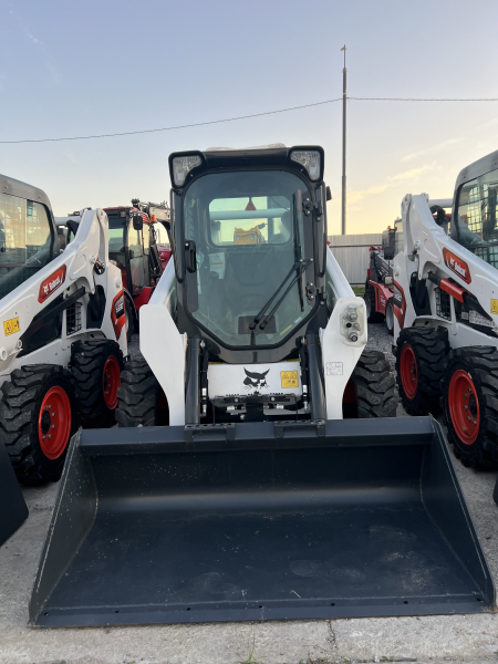 Мини-погрузчик BOBCAT S530 (Г/п 860 кг) HV Market