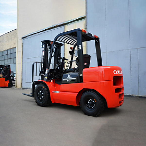 Дизельный погрузчик CPCD30T3 OXLIFT 3000 мм 3000 кг