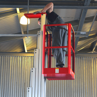 Самоходный одномачтовый подъемник ZXE-1-090 OXLIFT 9000 мм 125 кг HV Market