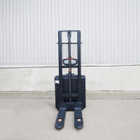 Самоходный штабелер OXLIFT BX1532E 3200 мм 1500 кг с платформой для оператора HV Market