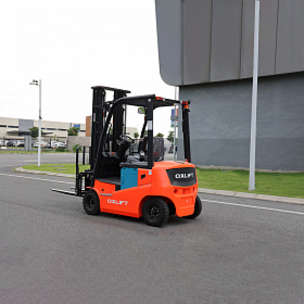 Электропогрузчик вилочный RX 2030L OXLIFT 2000 кг 3000 мм Li-Ion, Side-Shift