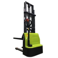 Самоходный штабелер OXLIFT AX1532LC 3200 мм 1500 кг Li-ion HV Market
