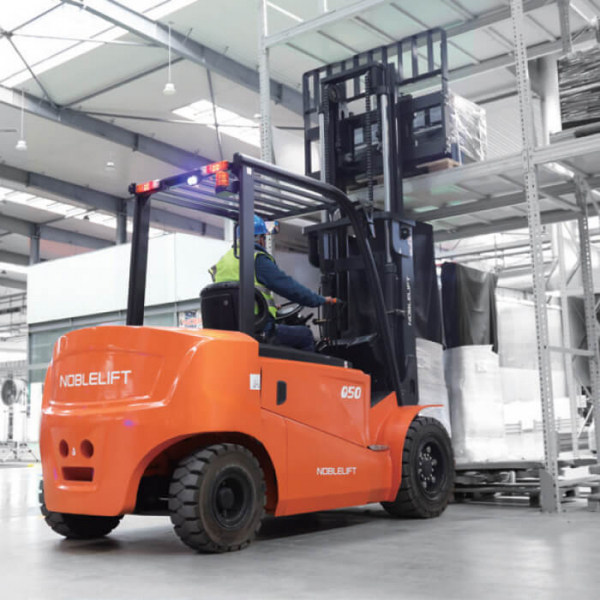Электрический вилочный погрузчик FE4P40Q Duplex mast (Литий 412Ач, FFL, В-4000мм) HV Market